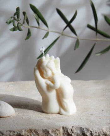 mothers-touch-candle-01